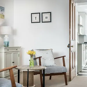https://lobster-cottage-lytham.hotelsin-chester.com